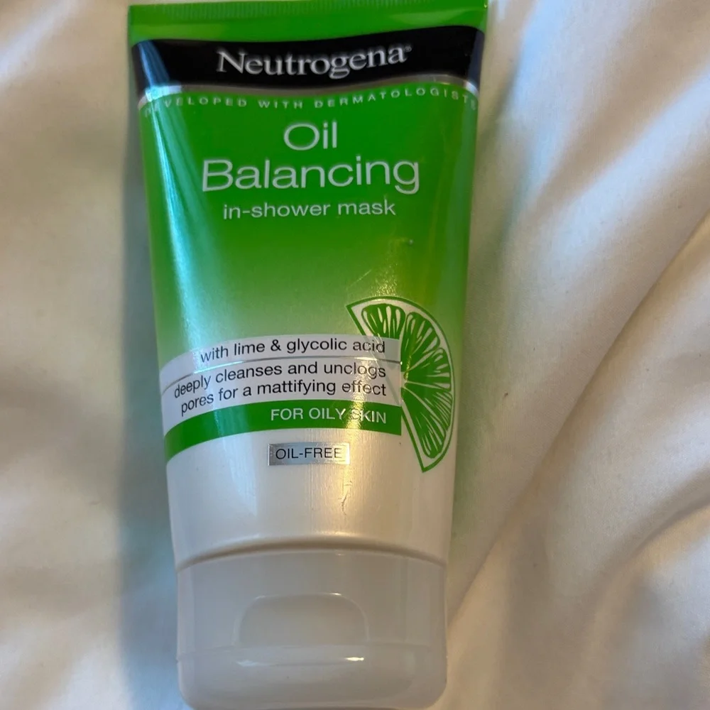 Neutrogena Oil Balancing In-Shower Mask-New